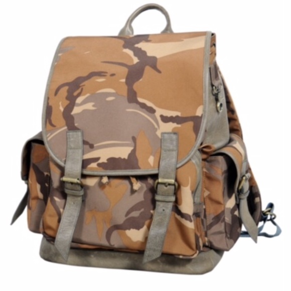 MalQ Cameo Camo Backpack - Picture 1 of 3